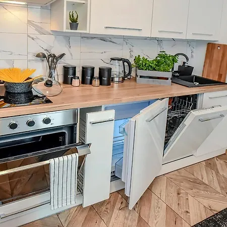 Apartamenty Swietokrzyska Лешно Екстер'єр фото